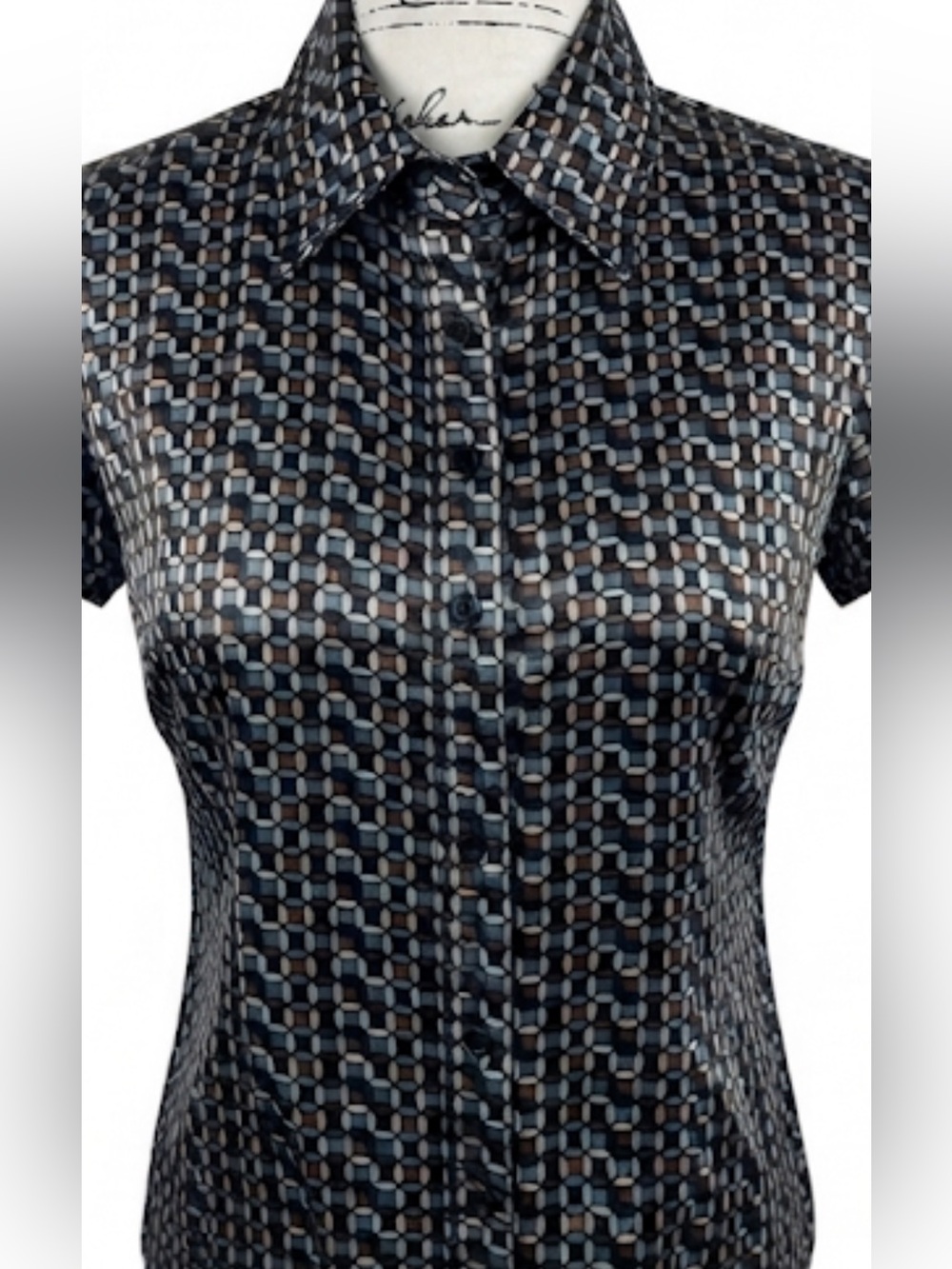 SILKY Geometric Print Button-Front Women’s Shirt - Black & Blue SIZE MEDIUM